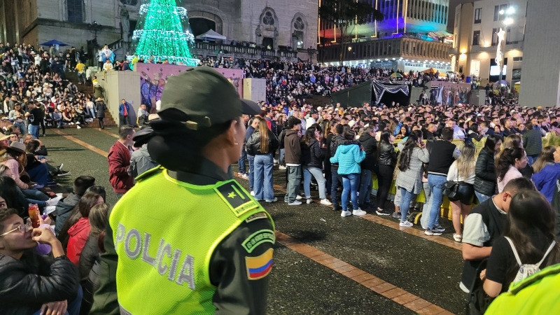 Recuerde llegar temprano a los eventos y tener paciencia. Las filas largas son el común denominador en cualquier evento.