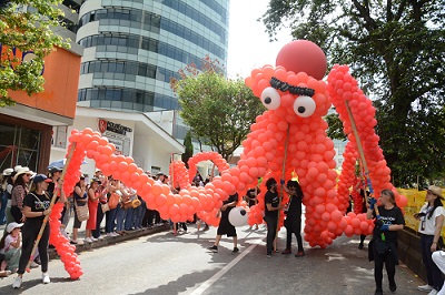 Desfile de Bienvenida