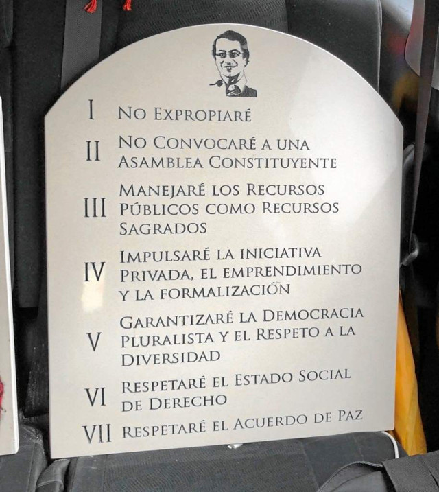 Foto | Tomada de X | LA PATRIA  &quot;Mis compromisos escritos en mármol, estarán en el despacho del presidente. Compromisos con la ciudadanía con Mockus, con Claudia López, con la decencia en toda Colombia&quot;, escribió Gustavo Petro en su cuenta de Twitter hoy X, el 8 de junio del 2018.