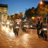 Las fuerzas de la policía antidisturbios aseguraban ayer el área frente al Arco del Triunfo en medio de los temores de otra noche de enfrentamientos con los manifestantes en París.