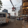 Foto | Cortesía | LA PATRIA Carros y motos transitan con precaución para evitar chocar con otros vehículos por la falta de visibilidad que ocasiona el bus.