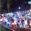 Las motos se ubicaron en el sector de la Estación Uribe y bloquearon la salida de Manizales en la noche de este sábado.