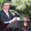 Gustavo Petro pronuncia un discurso durante la conmemoración del aniversario de la Batalla de Boyacá este miércoles, en el Puente de Boyacá en el municipio de Ventaquemada, Boyacá. 