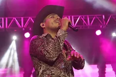 Espinosa Paz