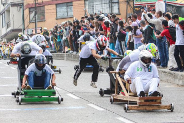 El manizaleño Iván Camilo Montes logró el primer puesto en la categoría trineo de asfalto. 