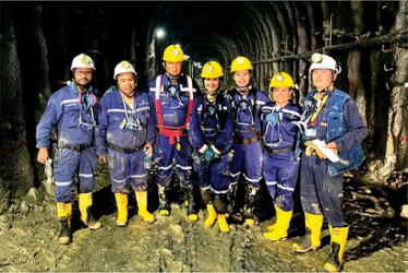 El viceministro de Minas, Giovanni Franco Sepúlveda, visitó el municipio de Marmato. Durante su visita, hizo un recorrido en las profundidades de la mina La Maruja que opera la empresa Aris Mining. Sus trabajadores expresaron gratitud ya que es la primera vez que un viceministro recorre los socavones de esta empresa.