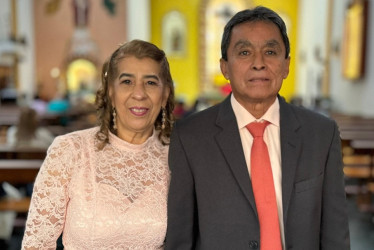 Foto | Cortesía | LA PATRIA Elquímedes Lucuara Castrillón y Magola García Usma festejaron sus bodas de oro con una eucaristía en la parroquia Nuestra Señora del Perpetuo Socorro. Felicitaciones de parte de las familias Lucuara y García.