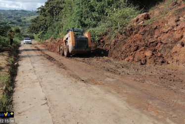 Por fin retiraron el derrumbe erntre Anserma y Belén de Umbría  