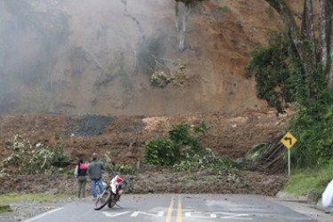 Ecuador suministrará combustible a suroeste de Colombia 