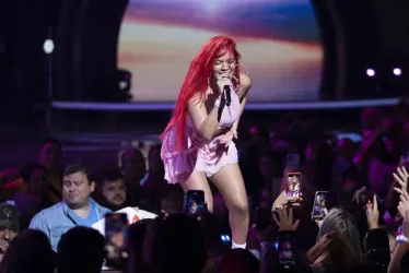 La cantante colombiana Karol G durante su presentación en la edición 62º del Festival Internacional de la Canción de Viña del Mar (Chile).