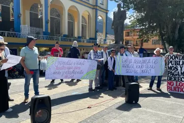 El plantón este miércoles en Aranzazu. 