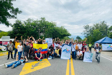 Campesinos protestaron contra el proyecto Miel II, desde el lunes hasta ayer, cuando finalmente fueron atendidos.