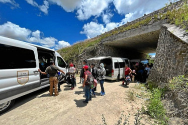 Foto | EFE | LA PATRIA Se rescataron 125 migrantes, todos centroamericanos, en el estado de Oaxaca (México).