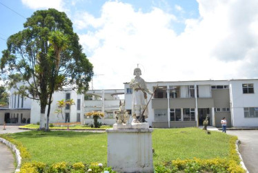 Mejorar el servicio y las finanzas son dos desafíos para quien gane las elecciones a la Alcaldía de Manizales, el 29 de octubre. En la foto el Hospital San Isidro, a cargo de la Secretaría de Salud municipal. 