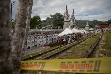 abitantes rescataban a los cuerpos que bajaban por el río Cauca y les daban una sepultura en Marsella. 