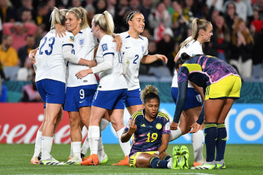 La tricolor les jugó 'de tú a tú' a las leonas británicas, pero el partido se decidió por un infortunado error de la arquera cafetera, Catalina Pérez, que marcó el punto de inflexión para la remontada de las europeas.