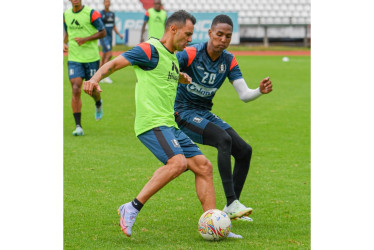 Marlon Piedrahíta y Alejandro García, titulares hoy con el Once Caldas en juego clave con el Atlético Huila. La cita es a las 8:20 de la noche en el estadio Palogrande.