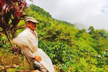 Rodrigo Antonio Holguín Henao, campesino de San José, está en trámites para la adjudicación de un predio.