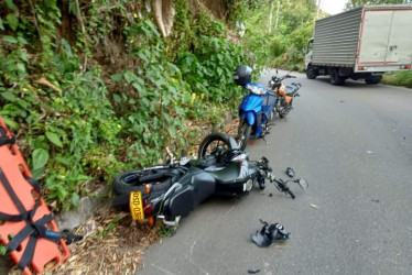 Sitio del accidente en la vía Samaná-Victoria, en el oriente de Caldas. 