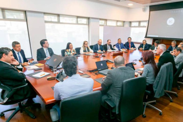 En la asamblea general de accionistas de Tigo - UNE se habría definido que la empresa Millicom quedará con el 98% de las acciones de la compañía, mientras que EPM ─que hasta ahora tenía el 50%─ pasará a tener solo el 2%.