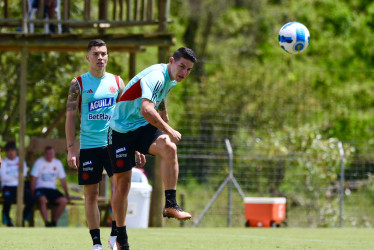 James Rodríguez y Mateus Uribe, titulares hoy con Colombia ante Ecuador por la cuarta jornada de la Eliminatoria al Mundial.