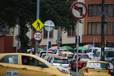 Sobre la Avenida Paralela se produce esta congestión, sobre todo en horas pico.