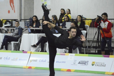 Gerónimo Gallo durante su presentación en la modalidad libre de patinaje artístico.