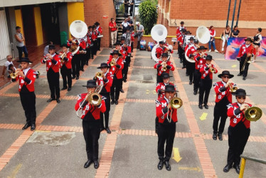 Manizales Banda Show cuenta con 55 integrantes. 