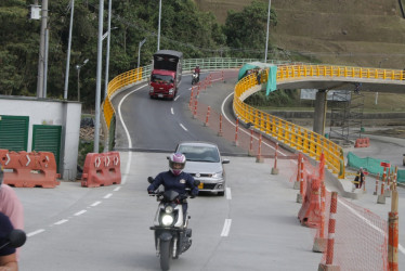 La Alcaldía decidió no abrir una nueva licitación, prorrogar el contrato del Consorcio Los Cedros 2022 hasta el 30 de diciembre del 2024 y activar la adición de $15 mil 600 millones para las obras.