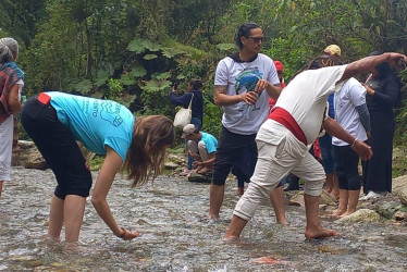 Esta es una salida de campo realizada por los participantes del evento durante su estadía en Manizales.