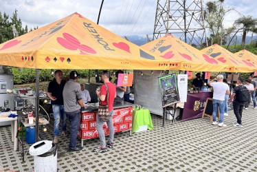 En la tarde y noche del sábado se pudo realizar parte del Fem Fest, pues la Alcaldía quiso evitar más pérdidas para emprendedoras.