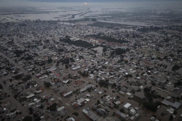 inundación de la ciudad de Canoas este sábado, región metropolitana de Porto Alegre, Canoas, (Brasil).