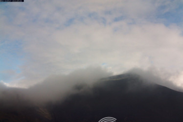 Este es el volcán Puracé, que desde el 3 de mayo se encuentra en estado de alerta Naranja.