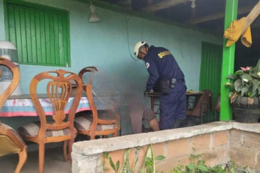 La emergencia causada por el rayo ocurrió en la vereda La Morelia de San José (Caldas).