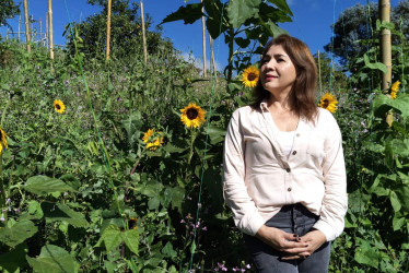 Ledin María Franco, cultivadora de girasoles en Manizales. 