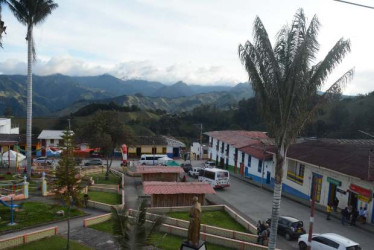 Marulanda, ubicado en el nororiente, es el municipio con mayor altitud en Caldas. Se le reconoce por sus hermosos paisajes y rebaños de ovejas.