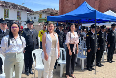 El acto conmemorativo se llevó a cabo en la plaza de Robledo de Anserma.