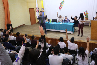 Los problemas se hacen grandes y cada vez más complicados cuando se ocultan y no se enfrentan, fue una de las conclusiones de la actividad realizada el jueves pasado en el INEM.