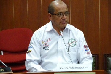 Víctor Julio Bustacara Velandia