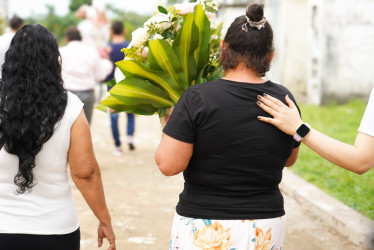 La madre pudo darle cristiana sepultura a su hija, reclutada a los 15 años por las Farc en Caquetá.