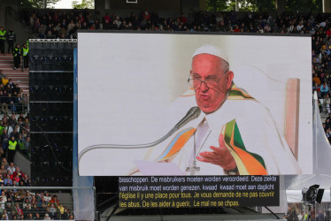 El papa Francisco en el estadio 'rey Balduino' de Bruselas.