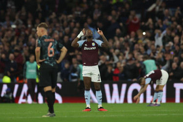 Jhon Durán, delantero colombiano del Aston Villa.