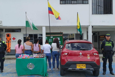 Las capturadas llegaron desde Pereira a hurtar los productos.